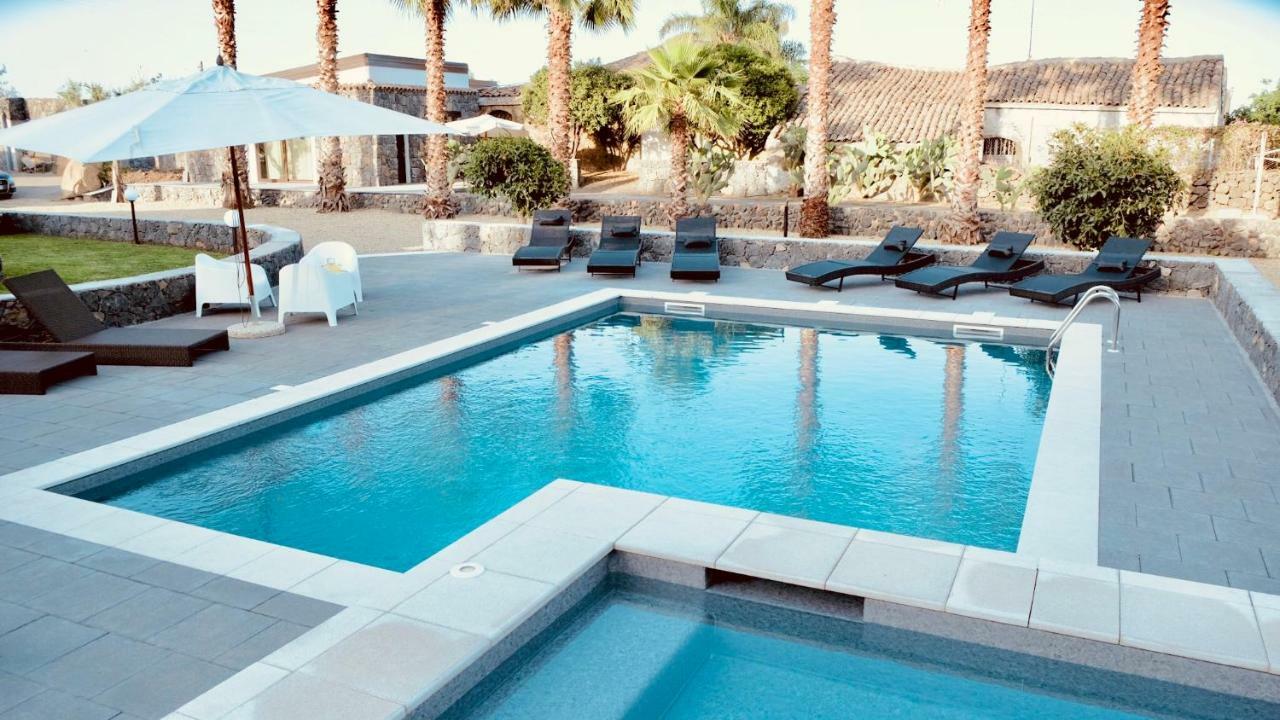 Holiday Homes Borgo Papardo Джарре Экстерьер фото