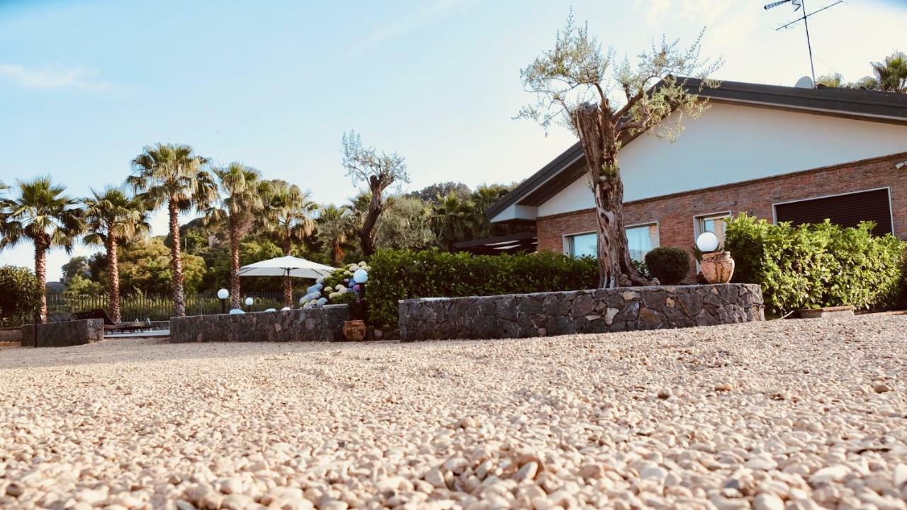 Holiday Homes Borgo Papardo Джарре Экстерьер фото