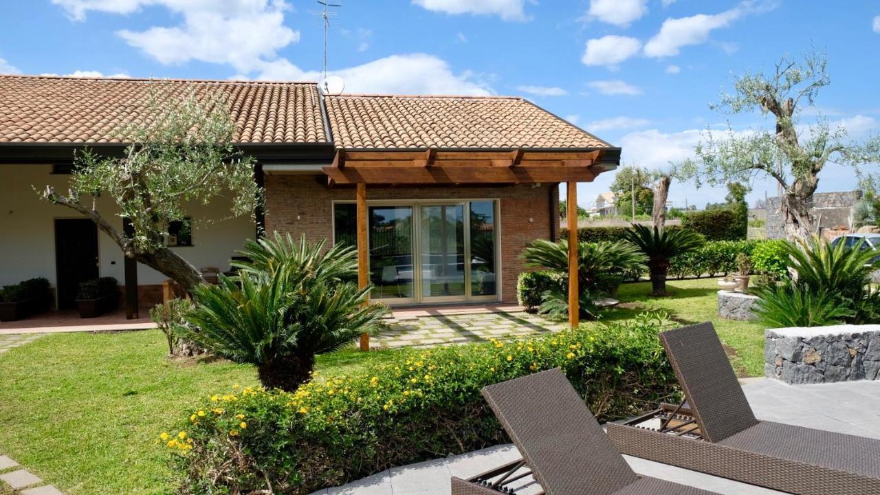 Holiday Homes Borgo Papardo Джарре Экстерьер фото